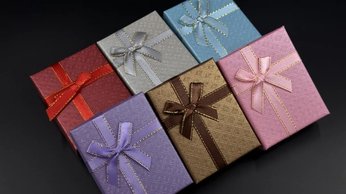 корпоративні подарункові коробки