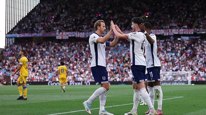 Андорра прогнозируемо уступила Англии