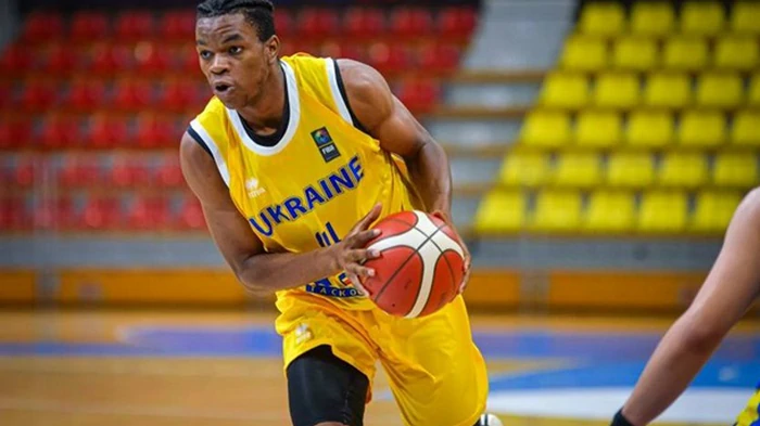 Перспективный украинец подписал договор с Баварией