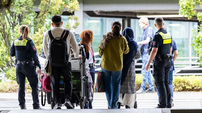 В Германии впервые за 15 лет уменьшилось количество беженцев