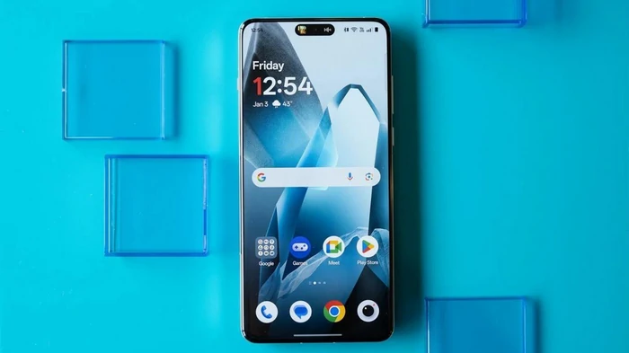Круче, чем новые айфоны: главные характеристики OnePlus 15 подтверждены официально