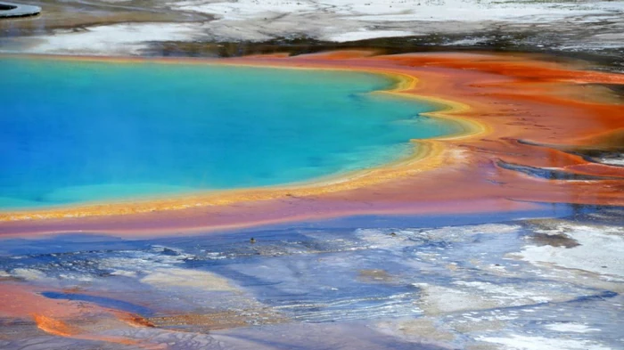 В Йеллоустоуне нашли микробы, которые могут дышать не только кислородом