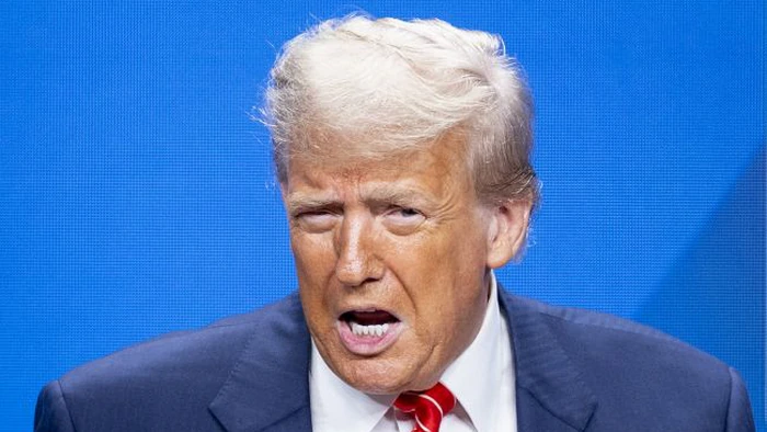 Масштабная волна протестов накроет США: что известно об акции «No Kings»