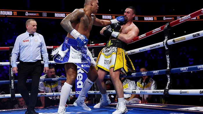 В Лондоне Фабио Уордли нокаутировал Джозефа Паркера