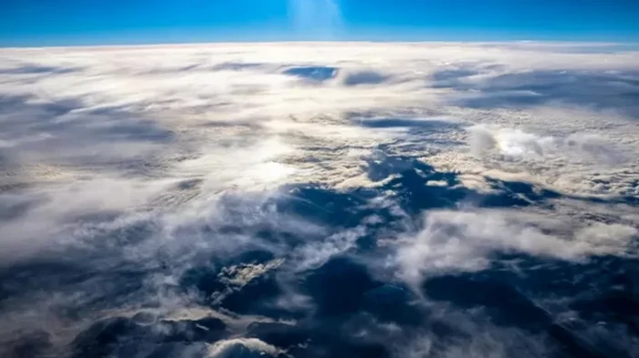 Странная симметрия между Северным и Южным полушариями Земли нарушается: почему это плохо