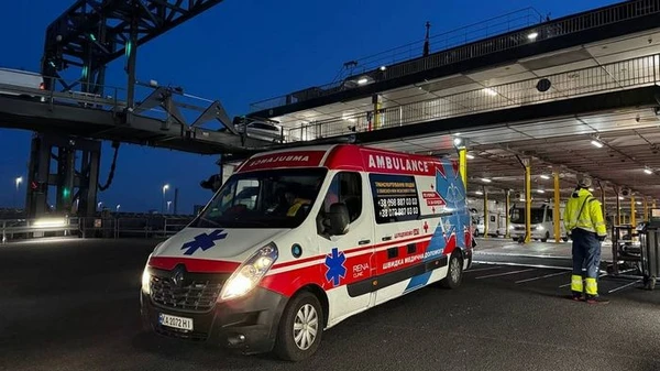 Перевозка лежачих больных по Украине и Европе