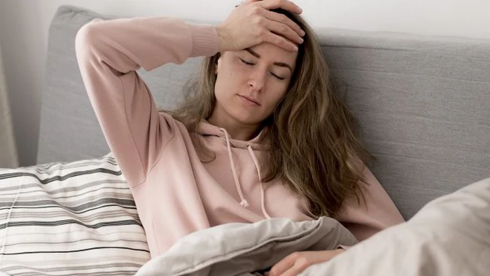 Почему слабость не проходит после гриппа или COVID: опасные сигналы, которые нельзя игнорировать