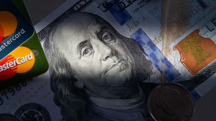 Курс валют в первый день весны: сколько стоят доллар и евро в Украине сегодня