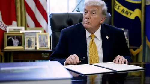 Страны Персидского залива попросили США не завершать войну в Иран...