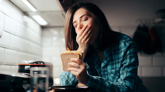 Еда, которая помогает заснуть — что стоит добавить в свой рацион уже сегодня