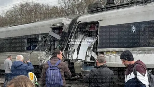 Поезд Интерсити+ попал в аварию на Винниччине