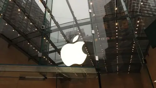 Apple обвинила OpenAI в краже секретных разработок для ИИ-гаджета