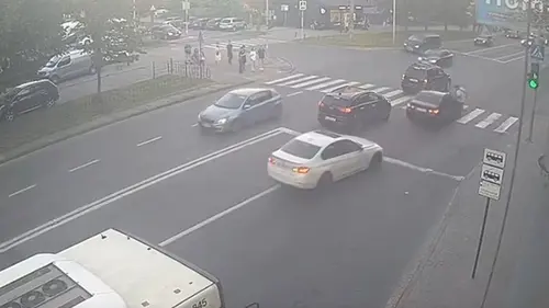 Во Львове две машины сбили 8-летнюю девочку и её отца