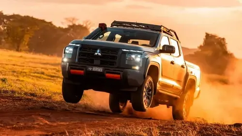 Mitsubishi представила экстремальный пикап для самых суровых условий (фото)