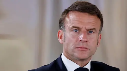 Макрон жестко ответил на провокацию Трампа по поводу территорий Ф...