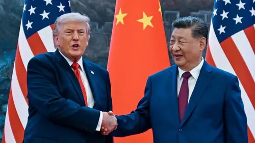 Трамп готовит пышную встречу Си Цзиньпина на фоне тяжелых перегов...
