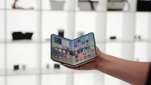 iPhone Duo за $2000 сложили и разложили 10 тысяч раз: что стало с экраном