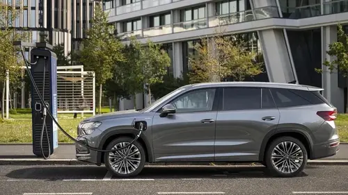 Skoda представила обновленный Kodiaq: топовая комплектация и больше мощности (видео)