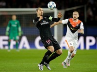 Шахтер проиграл ПСЖ, но вышел в Лигу Европы (видео)